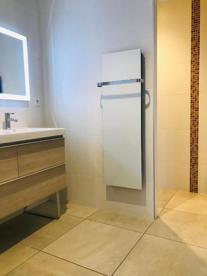 Ferme St Pierre 2 Suites Avec Repas, Piscine, Clim, Cheminee Ou Baignoire Spa Chabeuil Екстериор снимка