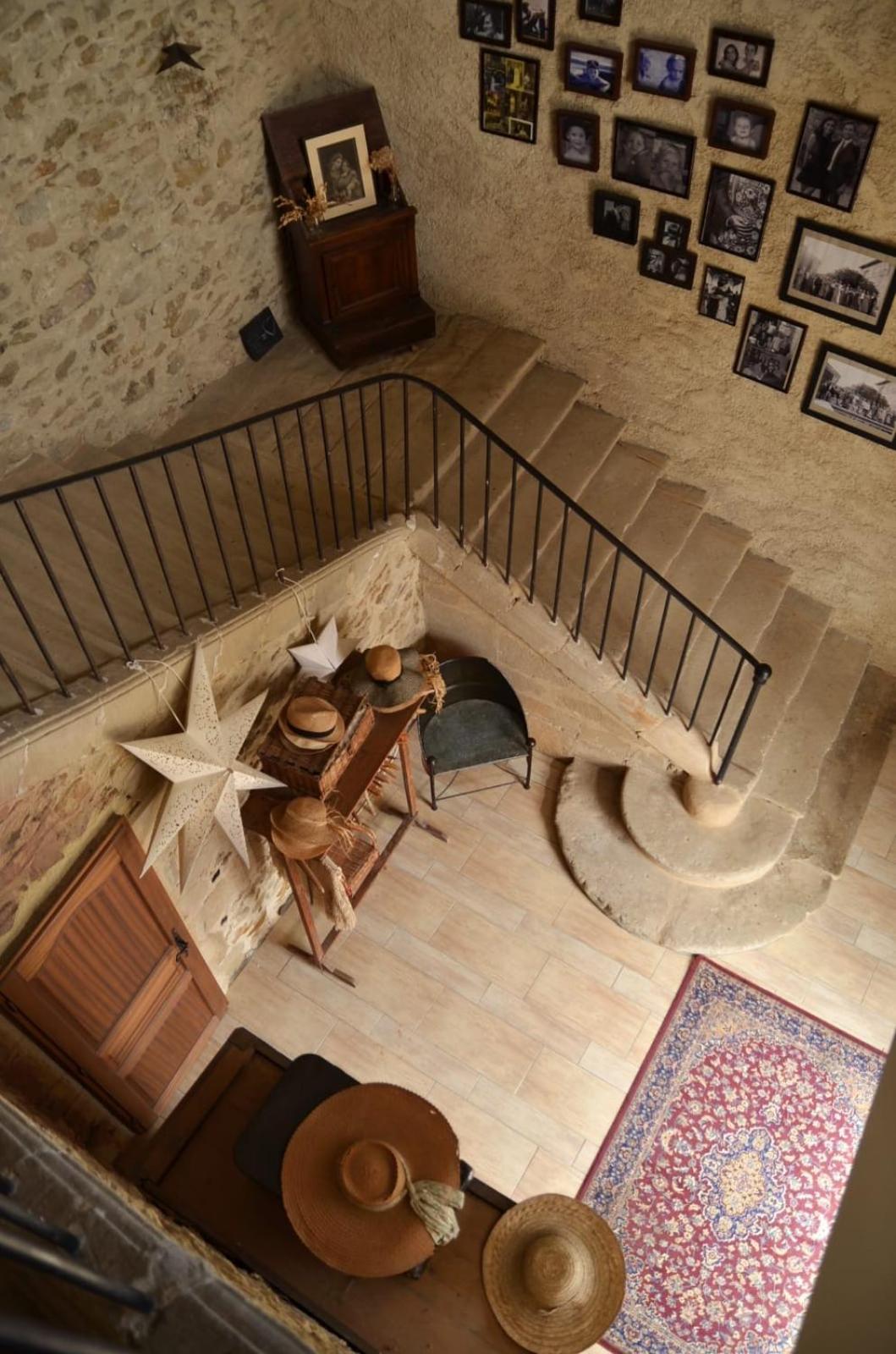 Ferme St Pierre 2 Suites Avec Repas, Piscine, Clim, Cheminee Ou Baignoire Spa Chabeuil Екстериор снимка